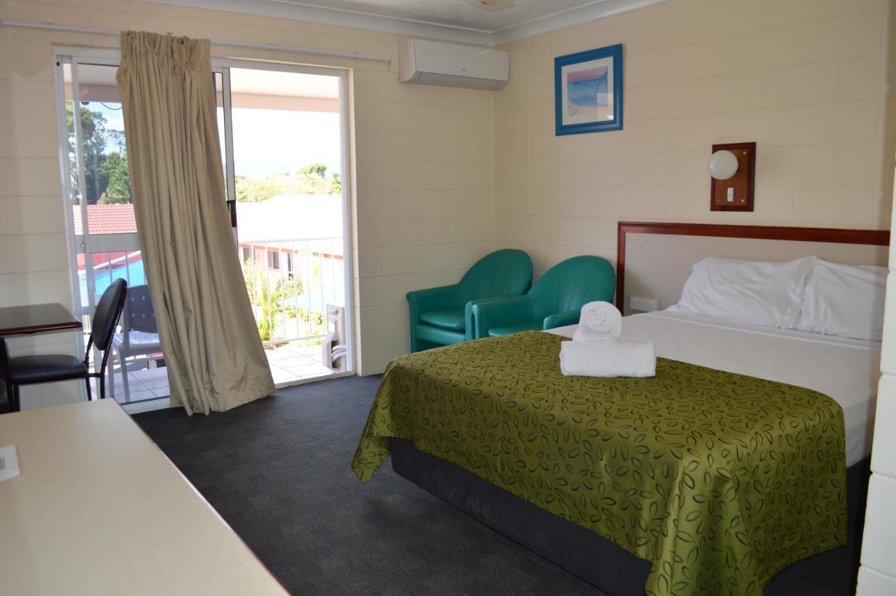 טאונסביל Monte Carlo Motor Inn מראה חיצוני תמונה